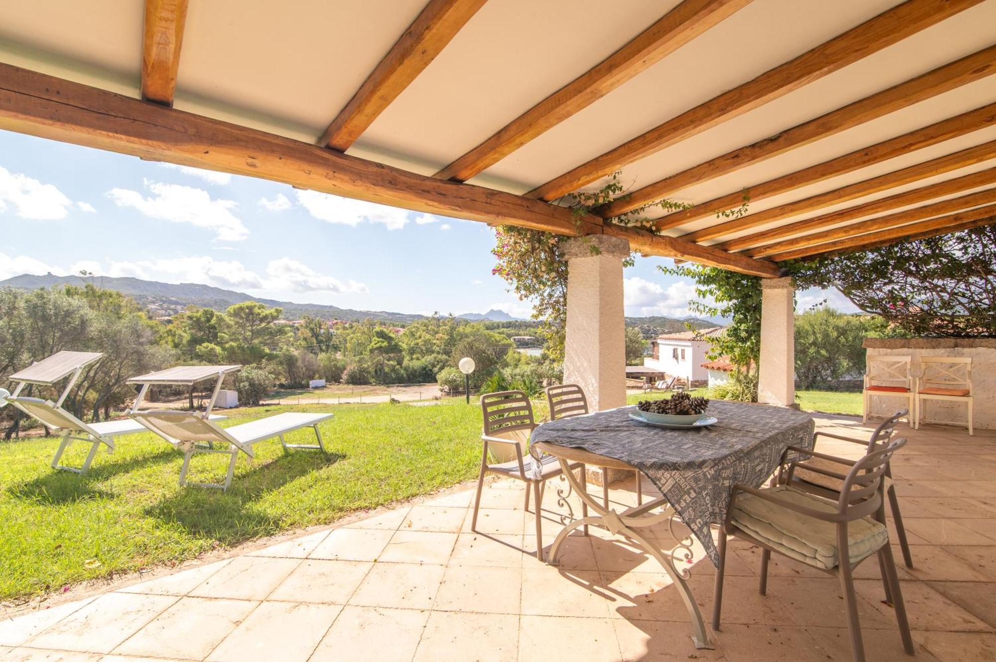 Susy House Villa Baja Sardinia Luaran gambar