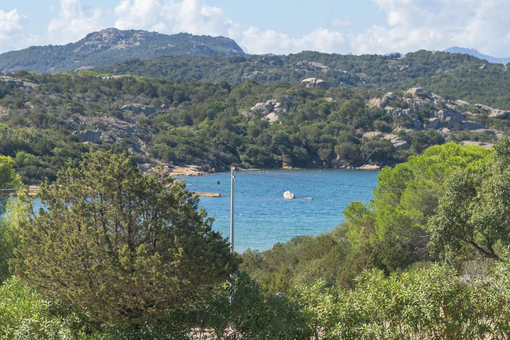 Susy House Villa Baja Sardinia Luaran gambar